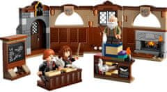 LEGO Harry Potter 76442 Dvorac Hogwarts: sat Čarolija