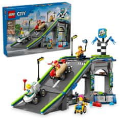 LEGO City 60460 Bez ograničenja: trkalište s rampom za automobile